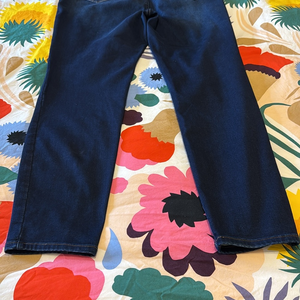 (Like New) Nicole Miller New York Jeans - Picture 6 of 6